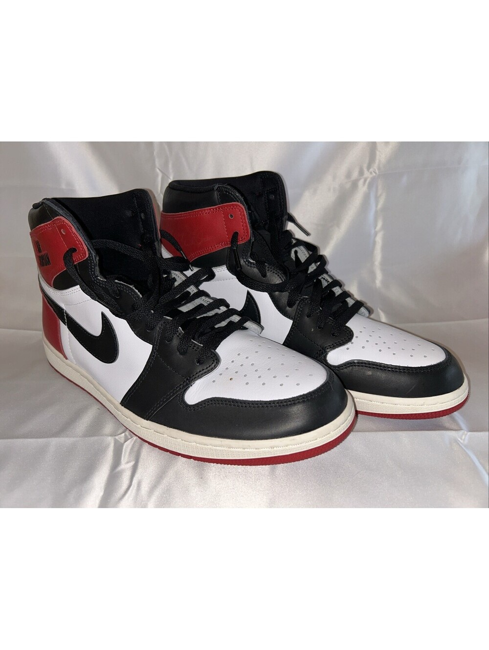 Nike Air Jordan 1 Retro OG High Black Toe Reimagined Size 11 DZ5485-106
